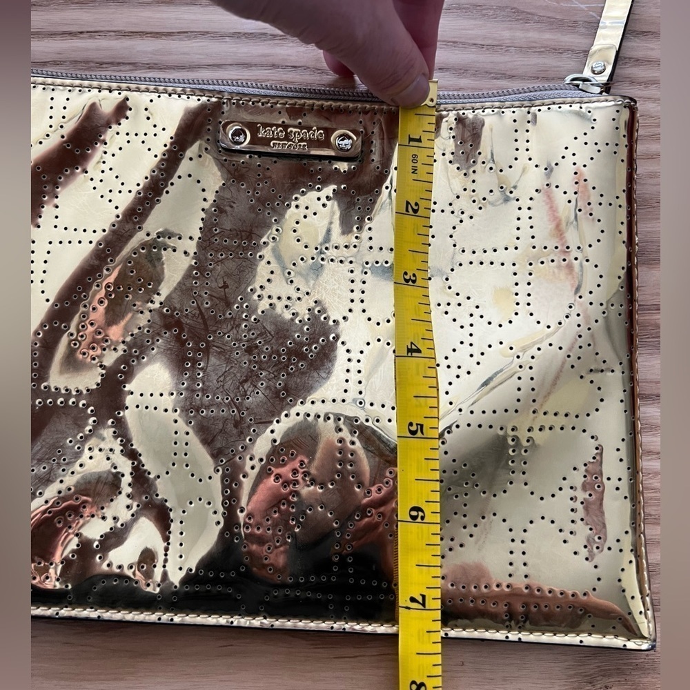 Kate Spade Gold Metallic Pencil Pouch Hearts - Picture 5 of 7